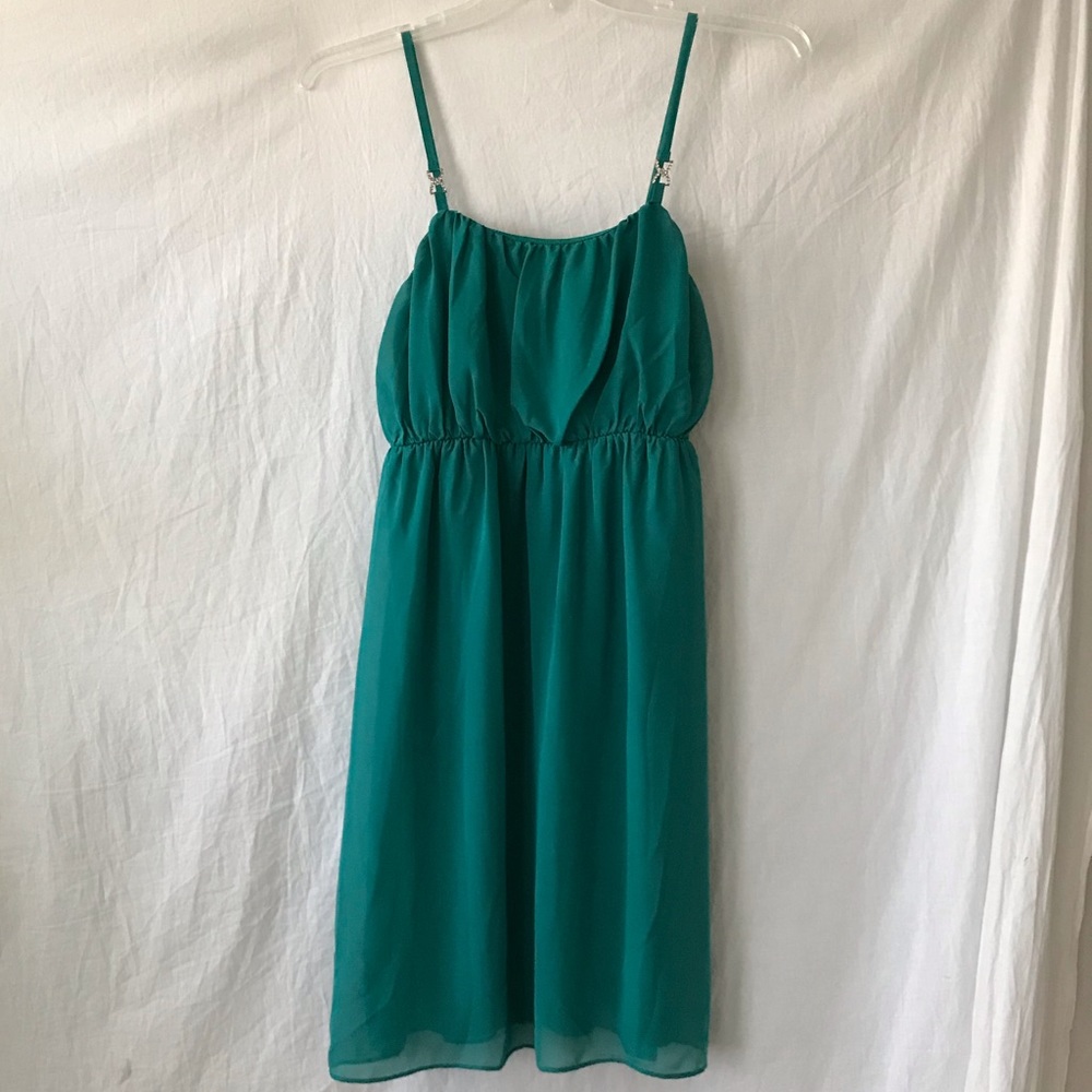 Green dress - size S - never worn!